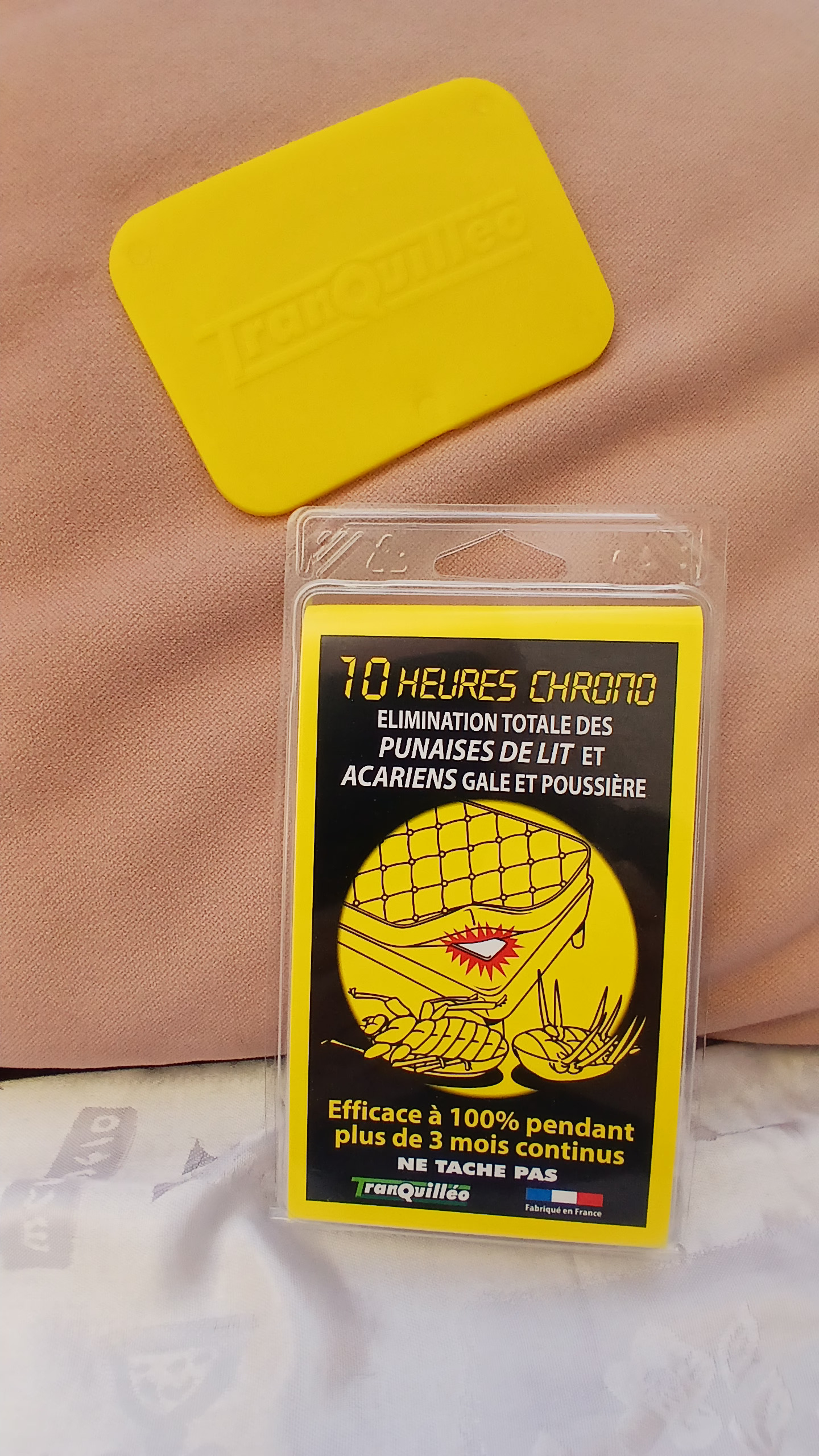 Plaquette 10 Heures Chrono avec packaging sur fond beige